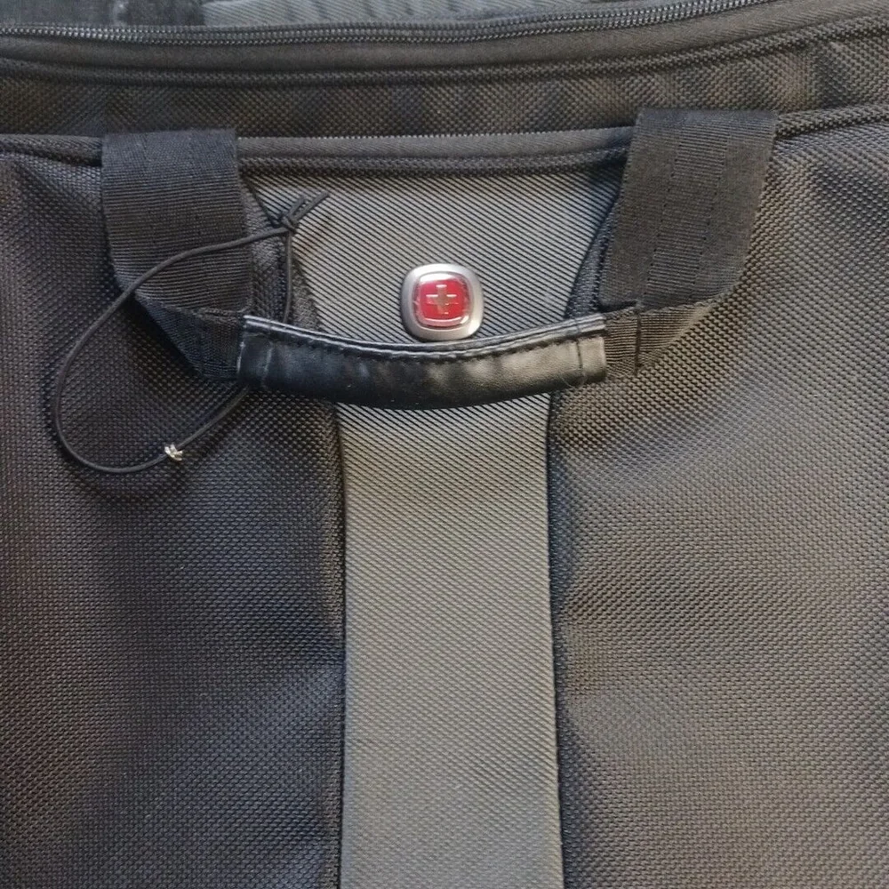 Wenger Swiss Army Laptop Bag Gray Black Shoulder Travel Portable Luggage Modern